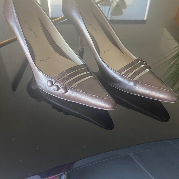 PRE-LOVED & GENTLY WORN Amalfi Leather Copper Tone Pumps - Size 36 - Picture 1 of 3